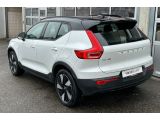 Volvo XC40 bei Gebrauchtwagen.expert - Abbildung (3 / 12)
