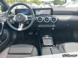 Mercedes-Benz A-Klasse bei Gebrauchtwagen.expert - Abbildung (12 / 15) Mercedes-Benz A-Klasse bei Gebrauchtwagen.expert - Abbildung (12 / 15)