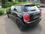 Mini One bei Gebrauchtwagen.expert - Abbildung (4 / 14) Mini One bei Gebrauchtwagen.expert - Abbildung (4 / 14)