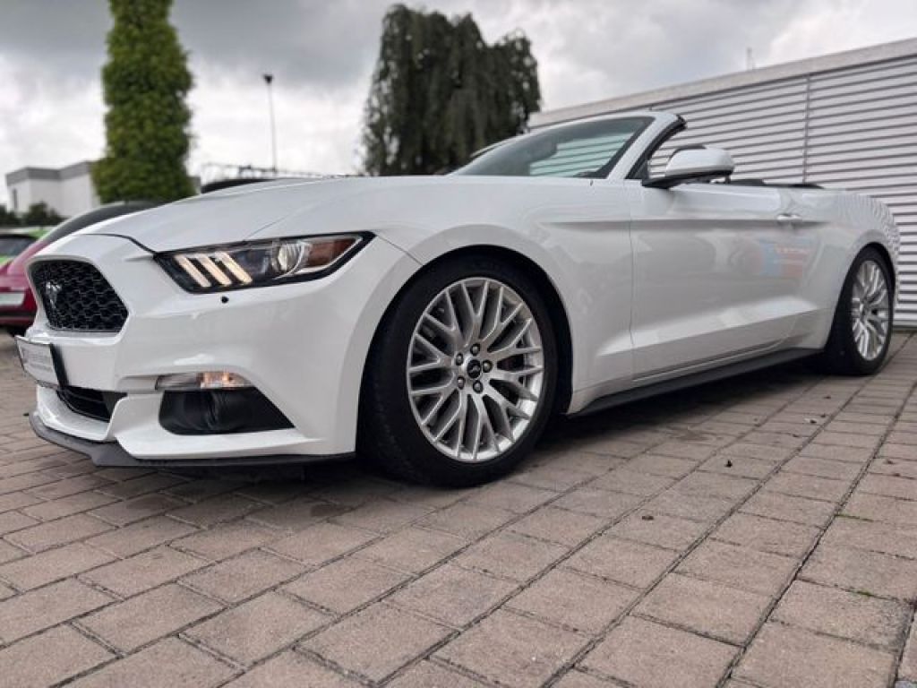 Ford Mustang bei Gebrauchtwagen.expert - Hauptabbildung Ford Mustang bei Gebrauchtwagen.expert - Hauptabbildung