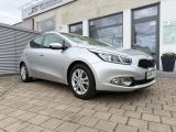 Kia Ceed bei Gebrauchtwagen.expert - Abbildung (3 / 15) Kia Ceed bei Gebrauchtwagen.expert - Abbildung (3 / 15)