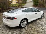 Tesla Model S bei Gebrauchtwagen.expert - Abbildung (3 / 15)