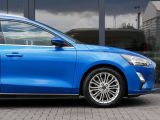 Ford Focus Turnier bei Gebrauchtwagen.expert - Abbildung (10 / 15)