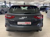 Kia Ceed bei Gebrauchtwagen.expert - Abbildung (6 / 15) Kia Ceed bei Gebrauchtwagen.expert - Abbildung (6 / 15)
