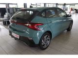 Hyundai i20 bei Gebrauchtwagen.expert - Abbildung (4 / 15)