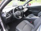Toyota C-HR bei Gebrauchtwagen.expert - Abbildung (9 / 15)
