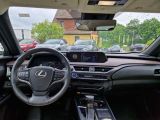 Lexus UX bei Gebrauchtwagen.expert - Abbildung (13 / 15)