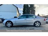 Mercedes-Benz E-Klasse bei Gebrauchtwagen.expert - Abbildung (8 / 12)