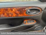 Jaguar XJR bei Gebrauchtwagen.expert - Abbildung (9 / 15)