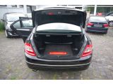 Mercedes-Benz C-Klasse bei Gebrauchtwagen.expert - Abbildung (7 / 14) Mercedes-Benz C-Klasse bei Gebrauchtwagen.expert - Abbildung (7 / 14)