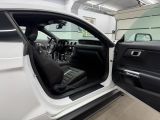 Ford Mustang bei Gebrauchtwagen.expert - Abbildung (13 / 15)