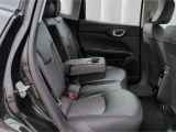 Jeep Compass bei Gebrauchtwagen.expert - Abbildung (9 / 15) Jeep Compass bei Gebrauchtwagen.expert - Abbildung (9 / 15)