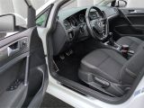 VW Golf VII bei Gebrauchtwagen.expert - Abbildung (5 / 15)