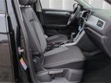VW T-Roc bei Gebrauchtwagen.expert - Abbildung (8 / 15) VW T-Roc bei Gebrauchtwagen.expert - Abbildung (8 / 15)