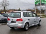VW Touran bei Gebrauchtwagen.expert - Abbildung (3 / 7)