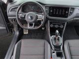 VW T-Roc bei Gebrauchtwagen.expert - Abbildung (6 / 15)
