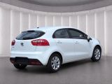 Kia Rio bei Gebrauchtwagen.expert - Abbildung (3 / 15) Kia Rio bei Gebrauchtwagen.expert - Abbildung (3 / 15)