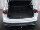 VW Tiguan bei Gebrauchtwagen.expert - Abbildung (10 / 15) VW Tiguan bei Gebrauchtwagen.expert - Abbildung (10 / 15)