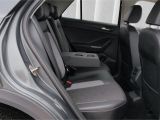VW T-Roc bei Gebrauchtwagen.expert - Abbildung (8 / 15) VW T-Roc bei Gebrauchtwagen.expert - Abbildung (8 / 15)