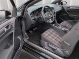 VW Golf GTI bei Gebrauchtwagen.expert - Abbildung (4 / 15) VW Golf GTI bei Gebrauchtwagen.expert - Abbildung (4 / 15)