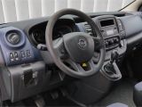 Opel Vivaro bei Gebrauchtwagen.expert - Abbildung (7 / 15) Opel Vivaro bei Gebrauchtwagen.expert - Abbildung (7 / 15)