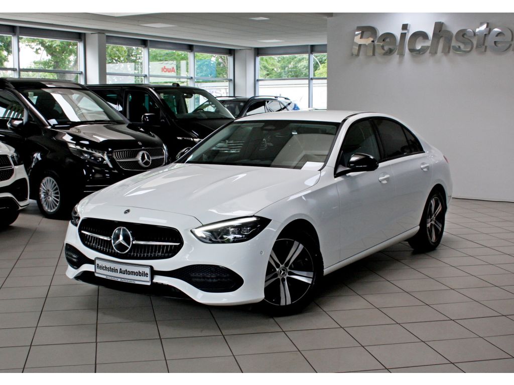 Mercedes-Benz C-Klasse bei Gebrauchtwagen.expert - Hauptabbildung Mercedes-Benz C-Klasse bei Gebrauchtwagen.expert - Hauptabbildung