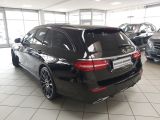 Mercedes-Benz E-Klasse bei Gebrauchtwagen.expert - Abbildung (8 / 10)