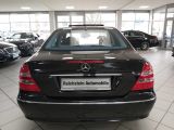 Mercedes-Benz E-Klasse bei Gebrauchtwagen.expert - Abbildung (3 / 10)