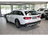Mercedes-Benz E 400d 4M bei Gebrauchtwagen.expert - Abbildung (8 / 10)