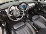 Mini Cooper bei Gebrauchtwagen.expert - Abbildung (11 / 15)
