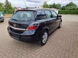 Opel Astra bei Gebrauchtwagen.expert - Abbildung (5 / 11)