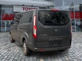 Ford Tourneo Custom bei Gebrauchtwagen.expert - Abbildung (3 / 15)
