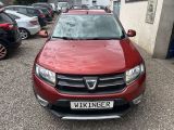 Dacia Sandero bei Gebrauchtwagen.expert - Abbildung (2 / 15)