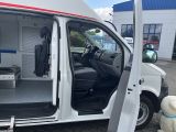 VW T5 bei Gebrauchtwagen.expert - Abbildung (6 / 15) VW T5 bei Gebrauchtwagen.expert - Abbildung (6 / 15)