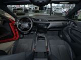 Audi e-tron bei Gebrauchtwagen.expert - Abbildung (4 / 15)