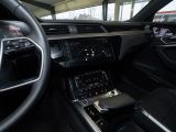 Audi e-tron bei Gebrauchtwagen.expert - Abbildung (13 / 15)