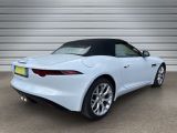 Jaguar F-Type bei Gebrauchtwagen.expert - Abbildung (6 / 15)