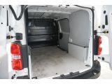 Opel Vivaro bei Gebrauchtwagen.expert - Abbildung (13 / 15) Opel Vivaro bei Gebrauchtwagen.expert - Abbildung (13 / 15)