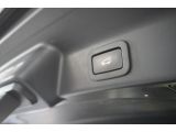 Jaguar F-Pace bei Gebrauchtwagen.expert - Abbildung (9 / 15)