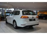 VW Golf VII bei Gebrauchtwagen.expert - Abbildung (8 / 15)