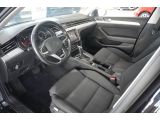 VW Passat bei Gebrauchtwagen.expert - Abbildung (9 / 15) VW Passat bei Gebrauchtwagen.expert - Abbildung (9 / 15)