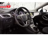 Opel Astra bei Gebrauchtwagen.expert - Abbildung (11 / 15)