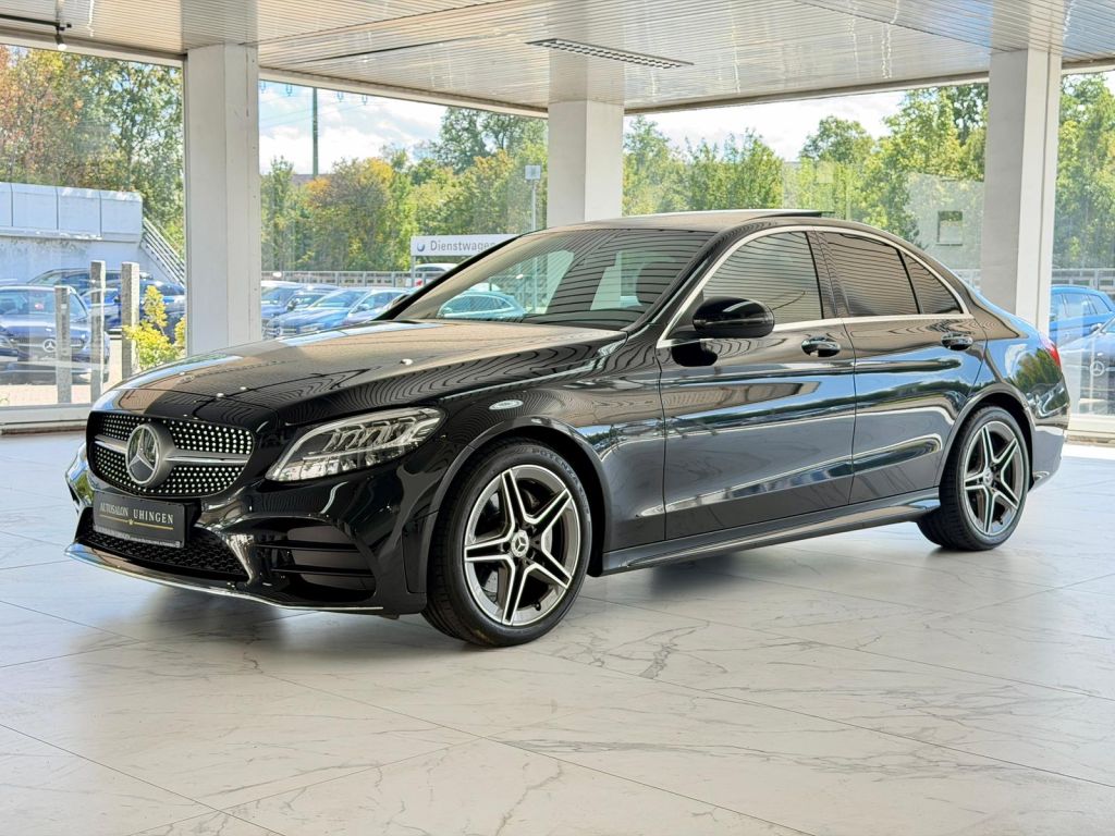 Mercedes-Benz C-Klasse bei Gebrauchtwagen.expert - Hauptabbildung Mercedes-Benz C-Klasse bei Gebrauchtwagen.expert - Hauptabbildung