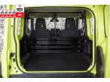 Suzuki Jimny bei Gebrauchtwagen.expert - Abbildung (9 / 15) Suzuki Jimny bei Gebrauchtwagen.expert - Abbildung (9 / 15)
