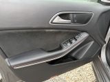 Mercedes-Benz A 220d CDI AMG bei Gebrauchtwagen.expert - Abbildung (7 / 15)