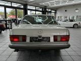 Mercedes-Benz 300 bei Gebrauchtwagen.expert - Abbildung (3 / 15)