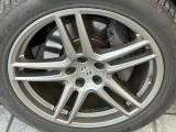 Porsche Macan bei Gebrauchtwagen.expert - Abbildung (4 / 15) Porsche Macan bei Gebrauchtwagen.expert - Abbildung (4 / 15)