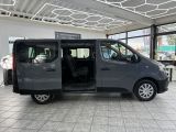 Renault Trafic bei Gebrauchtwagen.expert - Abbildung (12 / 15) Renault Trafic bei Gebrauchtwagen.expert - Abbildung (12 / 15)