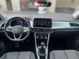 VW T-Roc bei Gebrauchtwagen.expert - Abbildung (11 / 15)