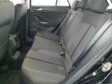 VW T-Roc bei Gebrauchtwagen.expert - Abbildung (6 / 9) VW T-Roc bei Gebrauchtwagen.expert - Abbildung (6 / 9)